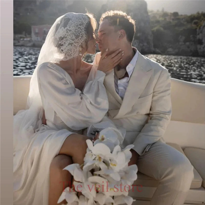 The Isabella Mantilla Lace Veil