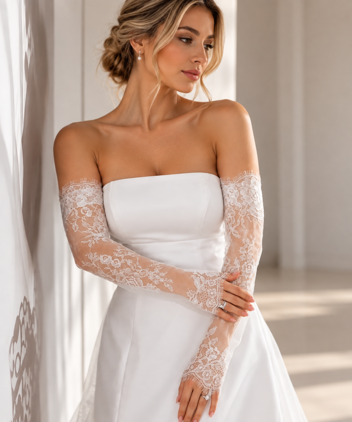 Elegant Lace Bridal Gloves